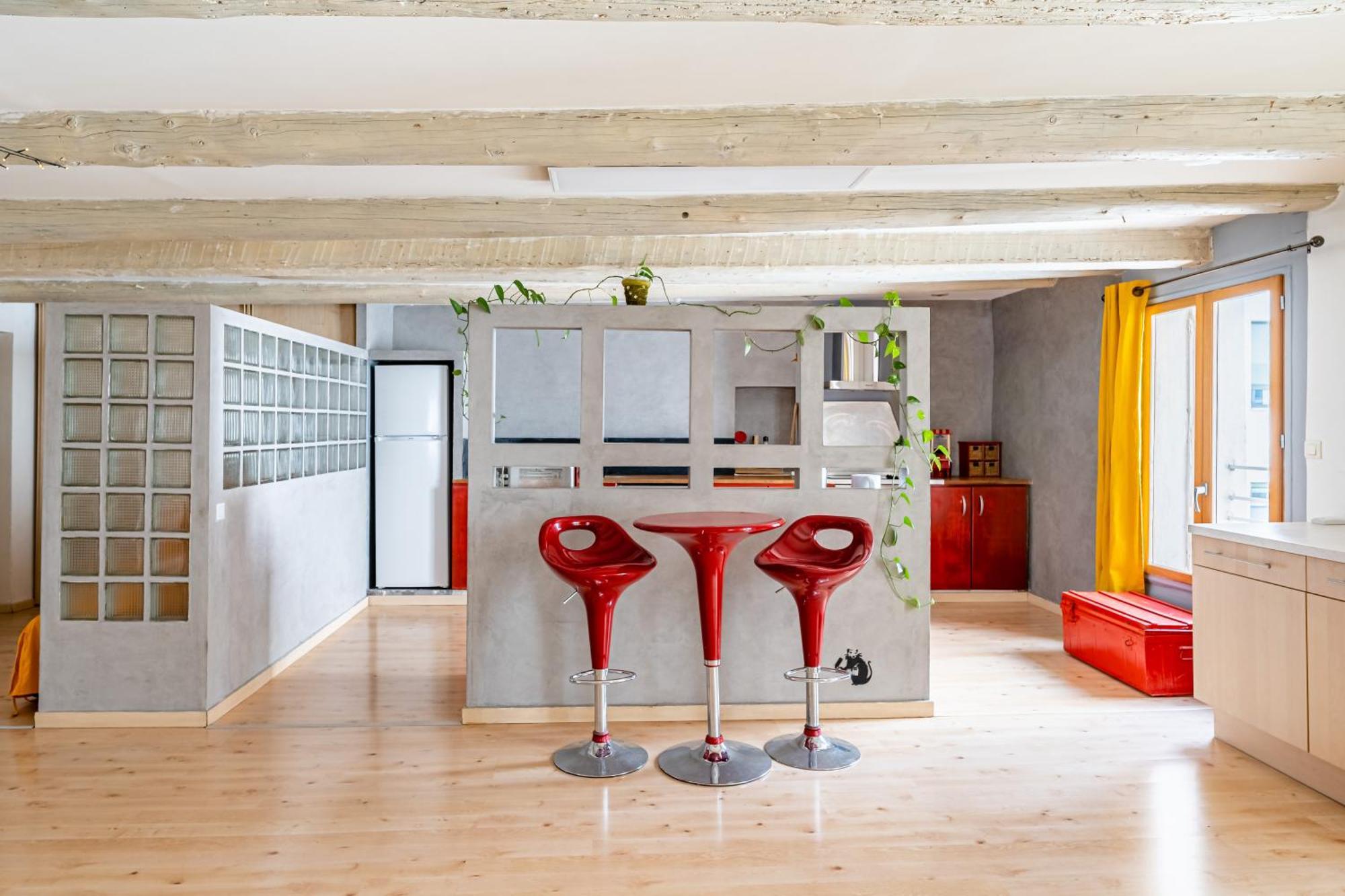 Dina Great Big Appartment - 6 Pers With Overhead Projector Marseille Bagian luar foto
